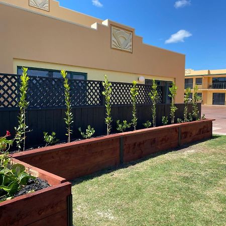 Deco City Motor Lodge Napier Exterior photo
