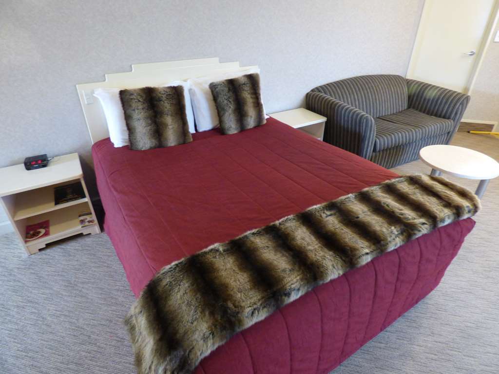 Deco City Motor Lodge Napier Room photo