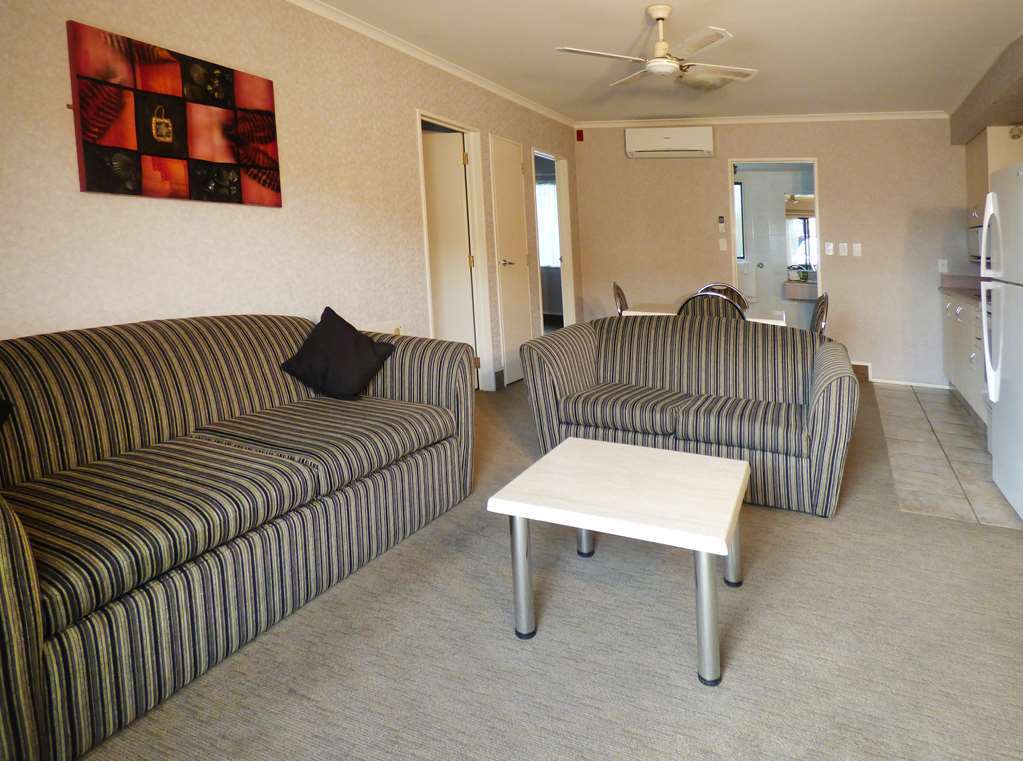 Deco City Motor Lodge Napier Room photo